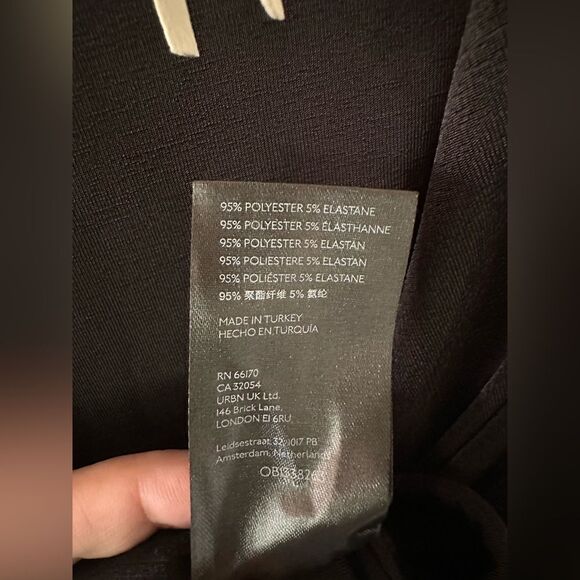 Anthropologie Black V Neck Draped Cross Front Slinky Tank Blouse Size M - Picture 7 of 7